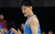 境外买球网站 -京沪大战G4傷(shāng)情：曾凡博發(fā)烧輸(shū)液 上场傷(shāng)停阿隆德斯(sī)恢复训练